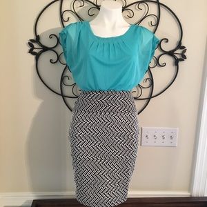 Retro feel dress size 6 black and white bottom